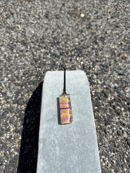 Collana Rettangolare in Resina