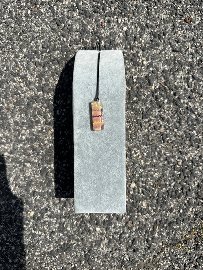 Collana Rettangolare in Resina