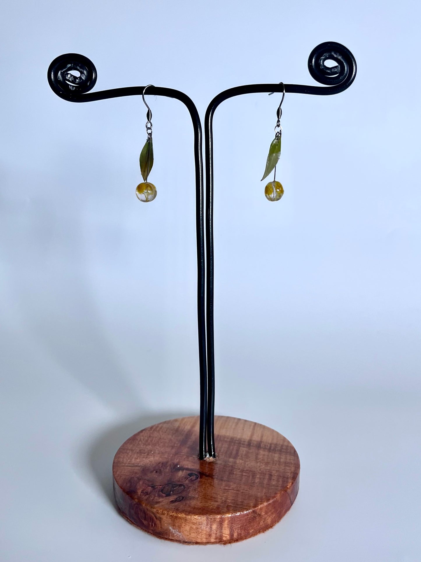 Orecchini con foglia