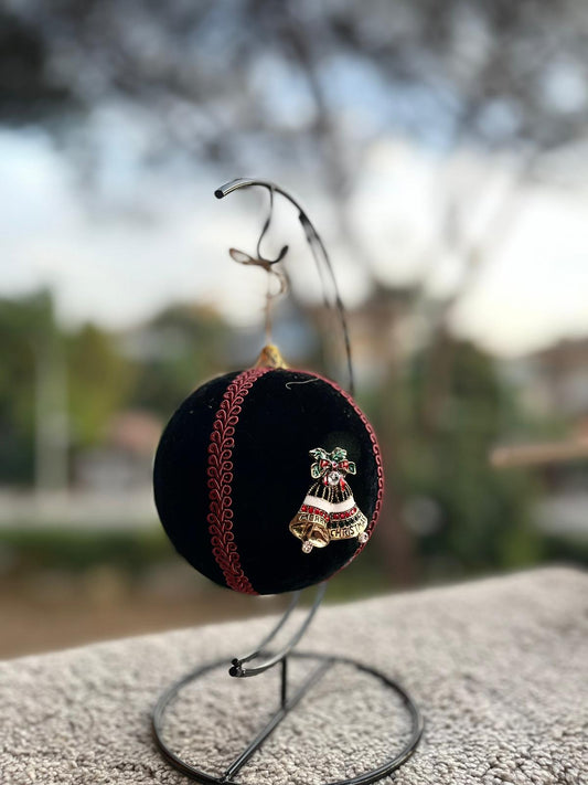 pallina velluto nero con decorazioni