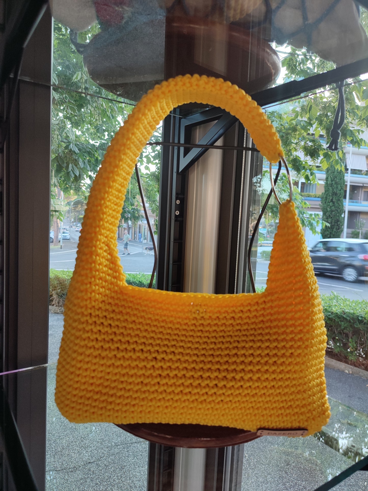 Borsetta  a spalla con anello, colore  GIALLO