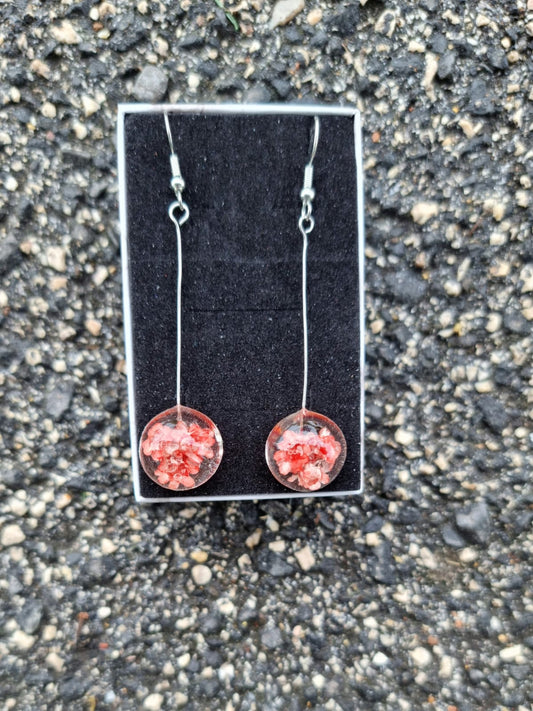 Orecchini con fiori veri