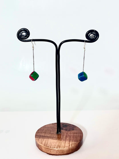 orecchini a forma di cub