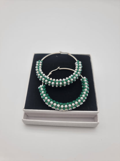 Orecchio con perline di cristallo