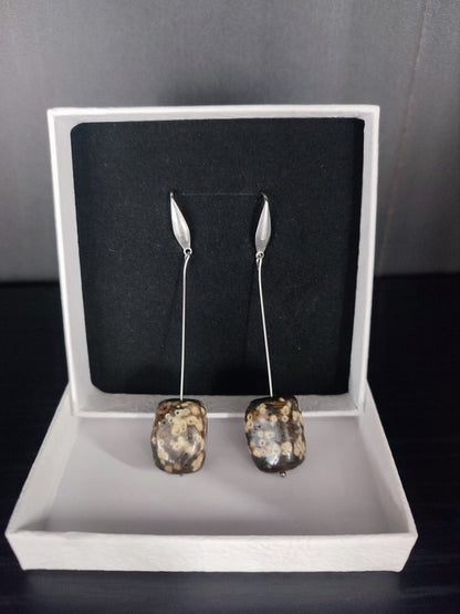 Orecchini di pietra